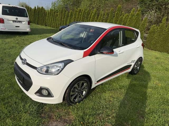 Hyundai i10 FIFA World Cup Edition